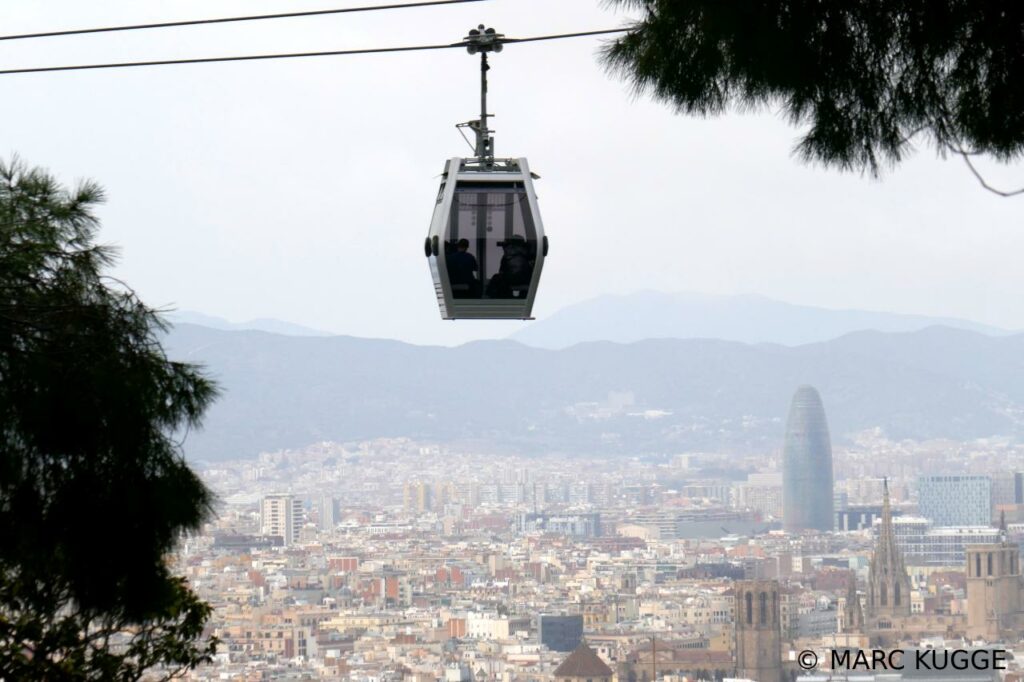Blick von der Seilbahn Telefèric de Montjuïc