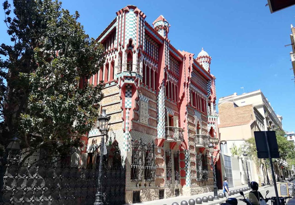 Die Casa Vicens in Barcelona: Eintritt, Öffnungszeiten & Infos