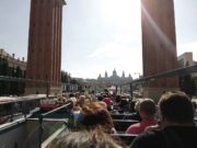 Bustour in Barcelona: Stadtrundfahrt mit dem Bus Turistic