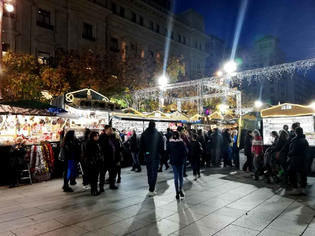 Weihnachtsmärkte in Barcelona: Öffnungszeiten, Tipps & Infos